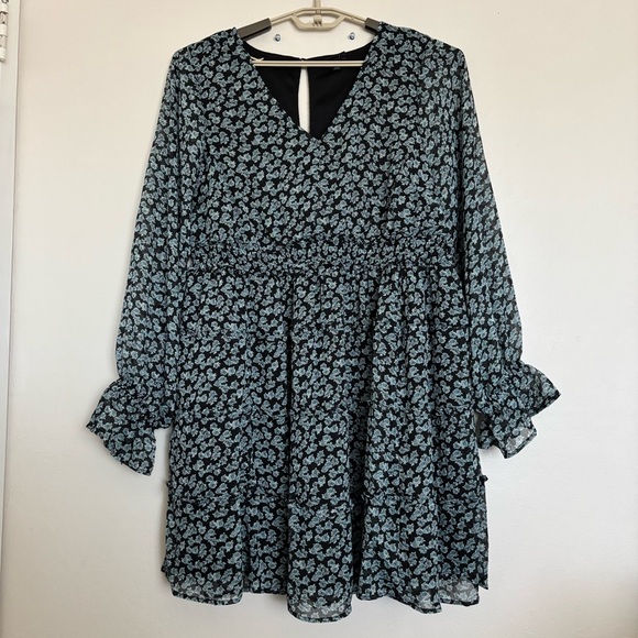 Torrid Mini Lurex Chiffon Tiered Mini Dress Size 0/L (12) NEW Floral Deep Black - Picture 3 of 12